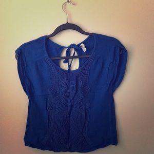 🌻4 for $20🌻 Blue crop top